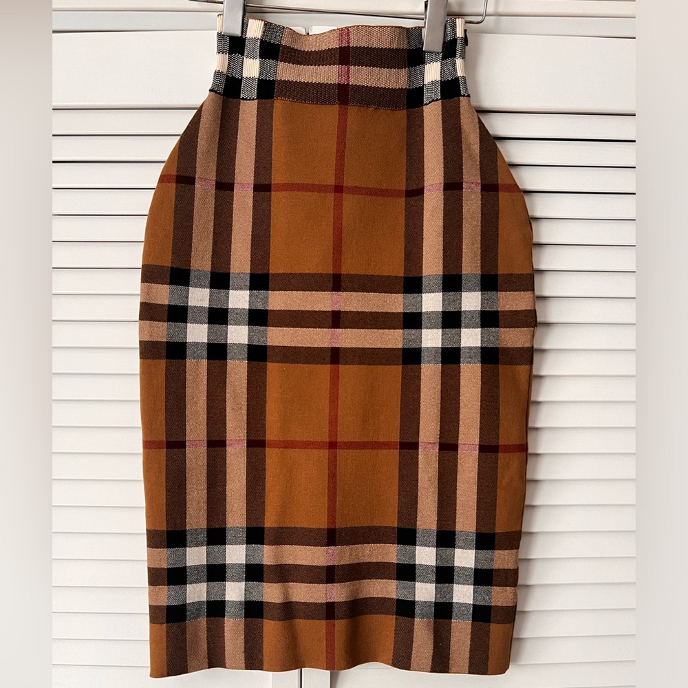 Burberry check skirt
